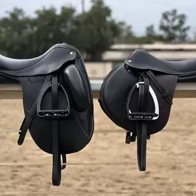 Have you checked out our newest stirrup line from @tech.stirrups yet?? You can customize them in so many colors too! Plus, they have a safety stirrup option as well. ????????