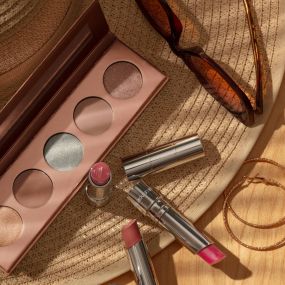 OOO goddess revealed with our must-haves for summer!????️
Shop our Far & Away Color Collection at Merle Norman Olney.
#MerleNorman