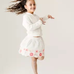 There’s an unspoken law: if a little girl gets a new dress, she must twirl. Dancing is just part of the magic ????