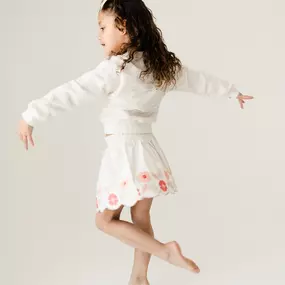 There’s an unspoken law: if a little girl gets a new dress, she must twirl. Dancing is just part of the magic ????