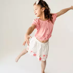 There’s an unspoken law: if a little girl gets a new dress, she must twirl. Dancing is just part of the magic ????