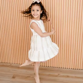 There’s an unspoken law: if a little girl gets a new dress, she must twirl. Dancing is just part of the magic ????