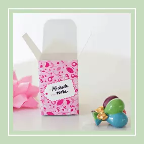 Nothing’s better than the gift of a Nora Fleming Mini, except when packaged in this box???????? Personalize your gift with Nora Fleming’s Mini Gift Box featuring a ‘to’ and ‘from’ label and dedicated space for a thoughtful note!

SHOP NOW: https://oohlalatx.com/products/nora-fleming-mini-gift-box