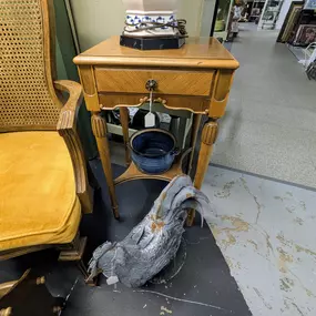 New week, new reasons to redo a room. Vintage chairs, dreamy dressers, and cozy statement pieces just hit the floor at Jackson Square Mall.