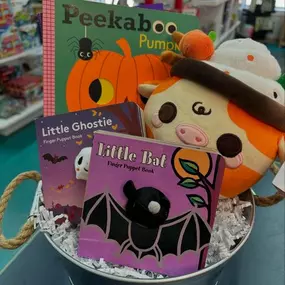 We have some spook-tacular gift ideas for all the boos and ghouls! We JUST added a listing to our website for custom curated BOO BASKETS. Let us know if we can put together a sweetly spooky surprise for you!