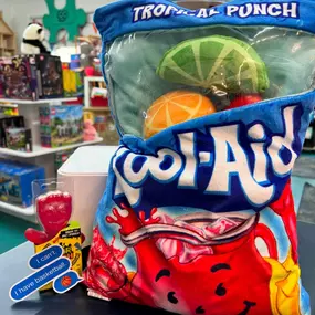 ???????????? Is there a FOODIE in your life with a celebration this weekend? We have JUST the thing! 
This week’s gift guide features some of our fun, food themed gifts with a side of PLAY for each age! Whether it’s a tiny friend just cutting their teeth or a more refined sushi (stuffy!) ✨connoisseur✨ you’re sure to find something that hits the SPOT! ????
???? If you need your gift “to go” don’t forget that we can wrap it up for FREE!  Our Toy Experts are standing by ready to serve YOU! 
***Catc