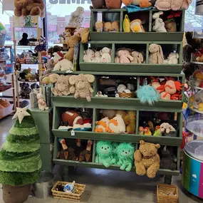 Did someone say Jellycat?!
Come on in and get your cuddly little friend ????
Edwardsville exclusive! 
#jellycat