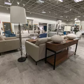 New Santa Cruz Store - Clares Showroom