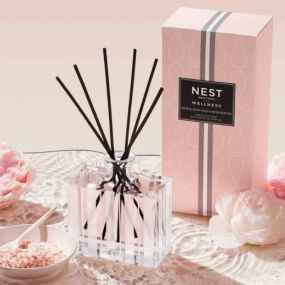 Ease your mind and soothe your spirit with this reed diffuser from Nest, featuring notes of rosewater, geranium, salted amber, and white woods ???? Expertly crafted with the highest quality fragrance oils, it releases the scent slowly and evenly for a subtle aroma that will elevate any living space.