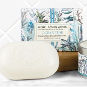 A cool, clean scent and a peaceful scene in aquamarines and blues express the serenity of the seashore in the Ocean Tide collection from Michel Design Works. Savor the last bit of summertime while it lasts with these delicious-smelling bar soaps! ???? ????⁠