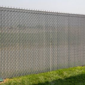 Privacy slats for chainlink fencing