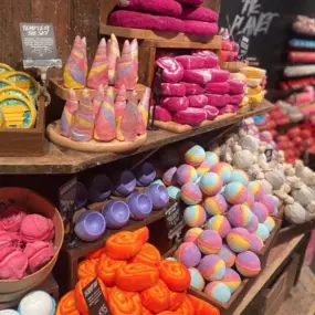 handmade, bath bombs and bubble bath for all your bathing needs.