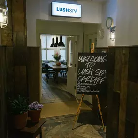 Bild von Lush Spa Cardiff