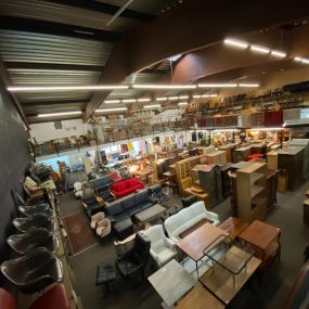 Bild von Reterior Fabrik Second-Hand Einrichtungshaus