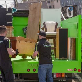 Bild von Junkluggers & Luggers Moving of Wilmington