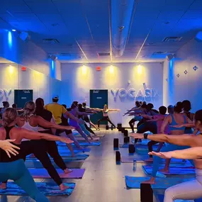 Bild von YogaSix West Sanford