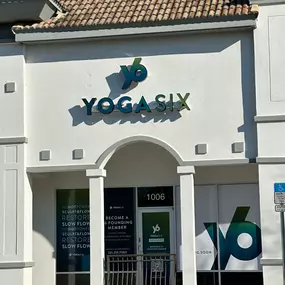 Bild von YogaSix West Sanford