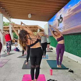 Bild von YogaSix West Sanford