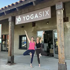 Yoga is better with friends!