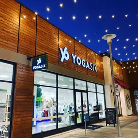 Bild von YogaSix Santa Rosa