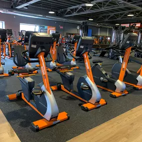 Basic-Fit Terneuzen Axelsestraat 24/7 - cardio