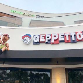 ✨A sneak peak inside the new Geppetto’s Location @delmarhighlands ???? ????