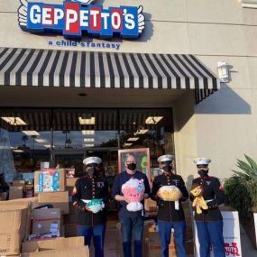 ✨A very generous and anonymous donation of $60,000 toys was made this morning to the Toys for Tots foundation!