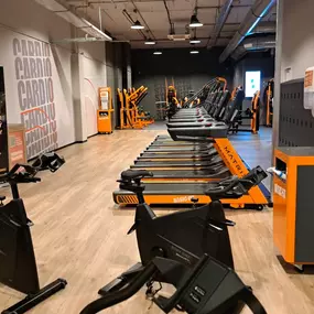 Basic-Fit Maarssen Bisonspoor 24/7 - virtual cycling