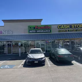 Bild von La Familia Auto Insurance