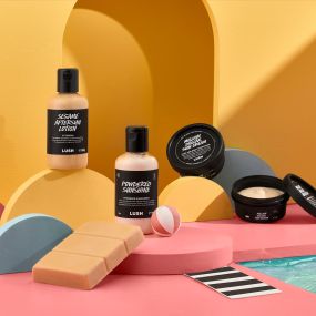 Here comes the sun!  

Lush Suncare is back, with 4 products to sheild you from the damaging rays of the sun.

SPF 15 to SPF 30, as well as our after sun lotion to keep your skin in tip top condition.