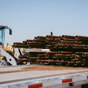 Bild von Bigfoot Pipe & Piling Yard, Shipping, and Receiving