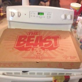 WOW - The BEAST PIZZA is bigger than our Stove
Snappy Tomato Pizza – Seaman, Ohio
(937) 386-1010
Carryout, Pick-Up and FREE Delivery