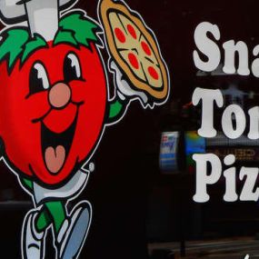 Snappy Tomato Pizza - Carrollton, Kentucky -

Order Online, Delivery Carry Out and Pick-Up!

Call (502) 732-0122