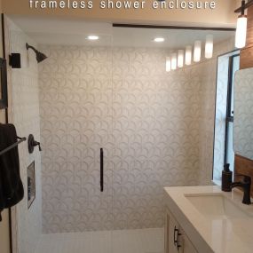 Hinged Shower Doors - Frameless and Semi-frameless Shower Enclosures - Custom Shower Enclosures - Lemon Bay Glass & Mirror