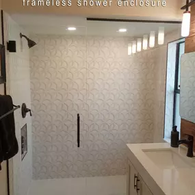 Hinged Shower Doors - Frameless and Semi-frameless Shower Enclosures - Custom Shower Enclosures - Lemon Bay Glass & Mirror