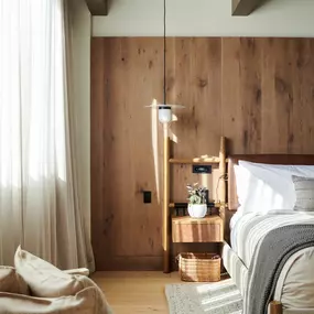 King Bed