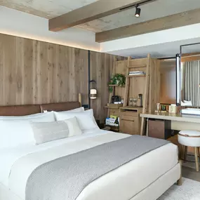 Alcove King Room