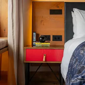 Bedside Details