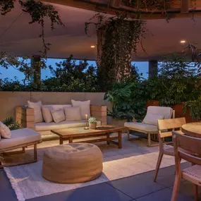 Outdoor Lounge Seating