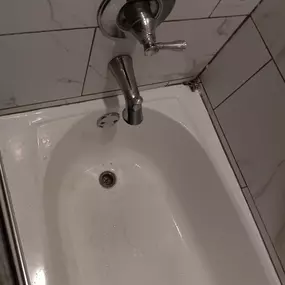 Unclogged tub