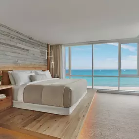 Ocean Front 1 Bedroom Suite with Balcony