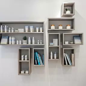 S+B Product shelves