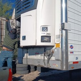 Bild von Mega Diesel Truck and Trailer Repair