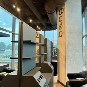 Bild von Bang Salon - Reston Station