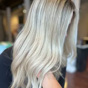 Bild von Deseo Salon & BlowDry