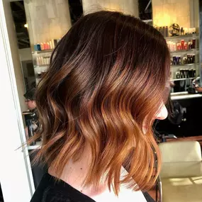Bild von Deseo Salon & BlowDry