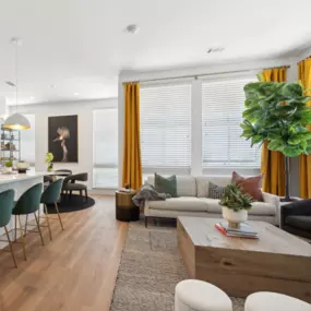 Bild von Aspire 7th & Grant