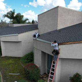 Gutters installation