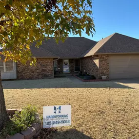 Bild von Hardworking Roofing and Construction