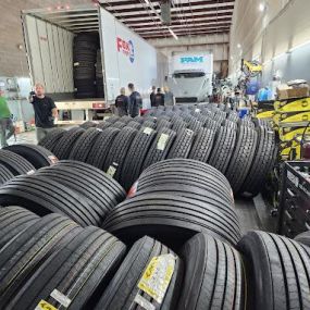 Bild von Tire Bolt - Truck and Trailer Repairs and Tire Sales